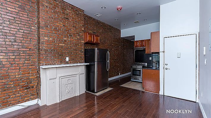1st image of 800 Mac Donough St #3B