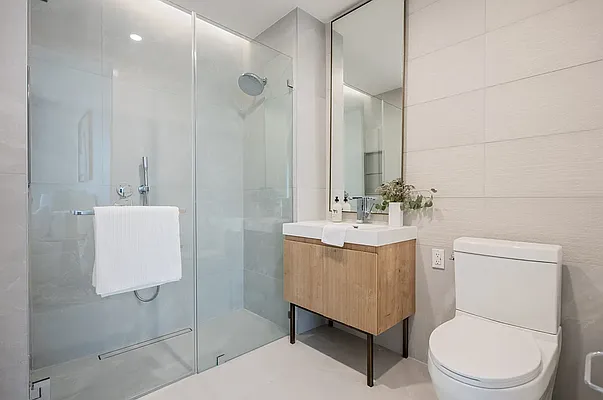 Rented by The KCI Group | media 6