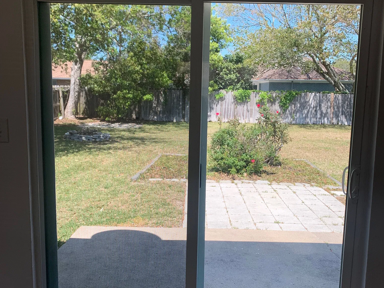 3 bed, 1125 sqft, $1,700 — Photo 4