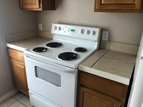 3rd image of 117 5th Ave #48
