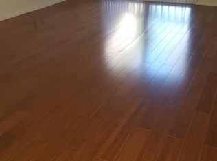 1202 S Forums Ct #B-2, Wheeling, IL 60090