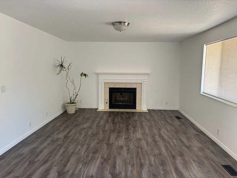 3924 W Dunkeld St — Photo 8