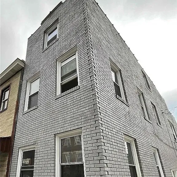 5243 Keystone St — Photo 1