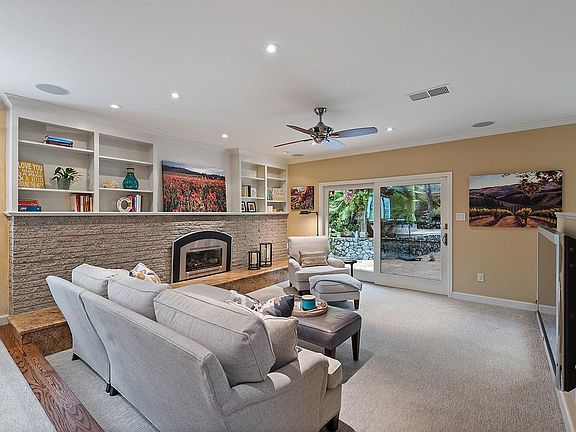 5th image of 776 Tamarack Drive