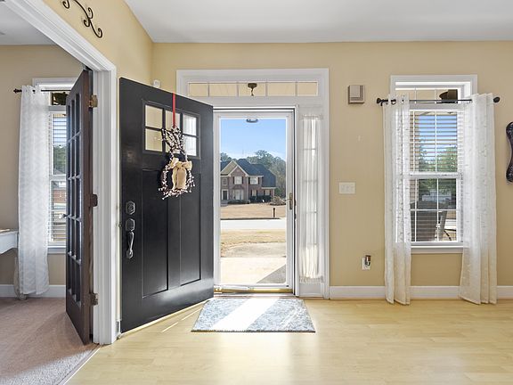 5th image of 80 Northwood Springs Dr