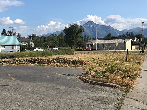 4th image of L1 S Alaska St