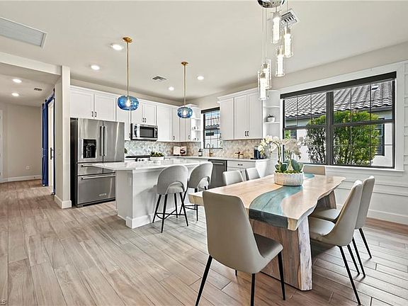 2nd image of 12351 Canal Grande DR
