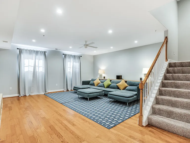 7802 Hidden Meadow Ter — Photo 41