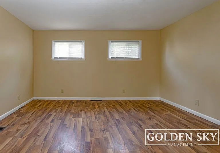 1925 W Jackson St #2 — Photo 14