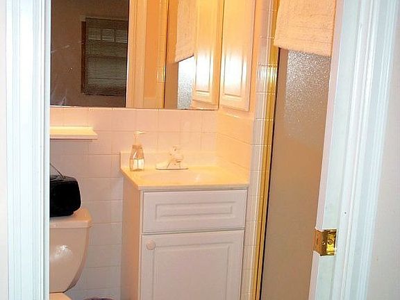 Master bath awaits for your convenience.