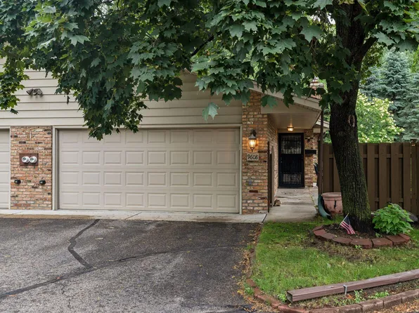 9608 Lonsdale Cir, Minnetonka, MN 55305
