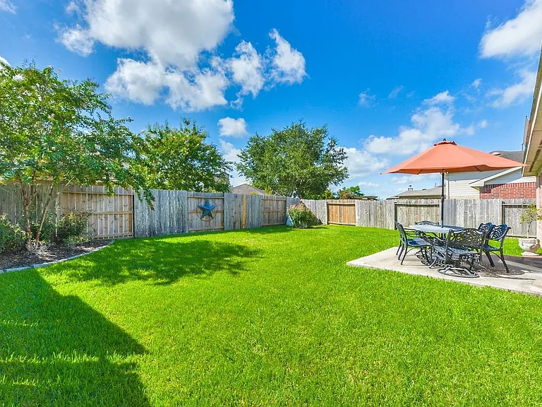 21115 Amber Crossing Dr — Photo 31