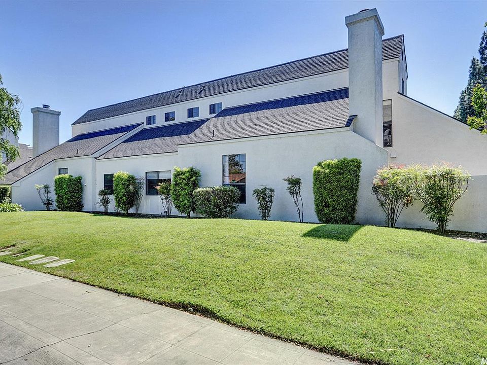 1st image of 2537 Bonnie Ln