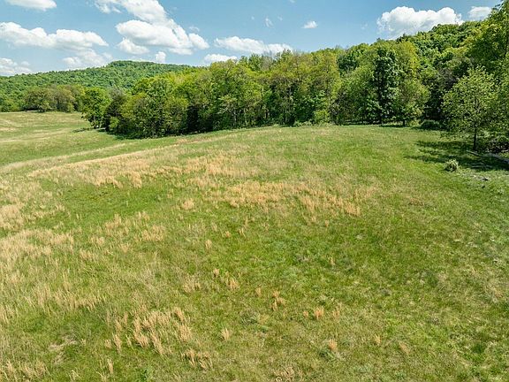 3rd image of 2 Simpson Hollow Rd #1