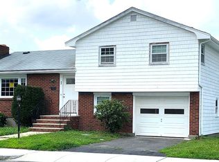 57 Payson St, Winthrop, MA 02152