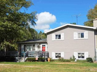 2069 Underwood Rd, Caro, MI 48723