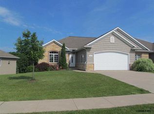 3265 Bittersweet Ln, Dubuque, IA 52001