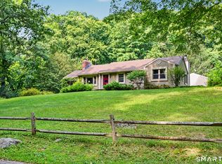 16 Velvet Street, Trumbull, CT 06611