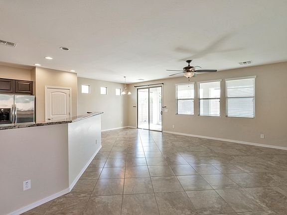 4th image of 28176 N Welton Pl