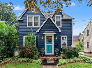 1012 Oak St, Kalamazoo, MI 49008