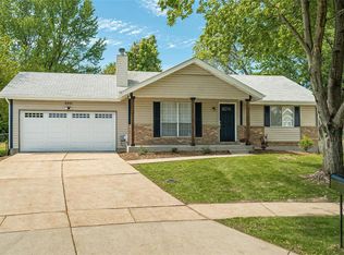 2001 Monks Hollow Dr, Florissant, MO