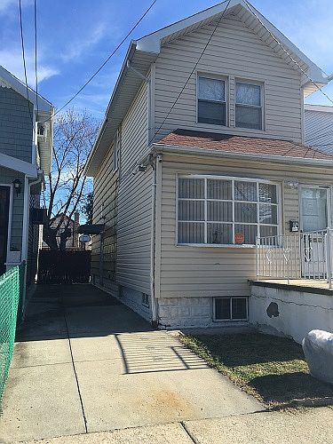 1st image of 1823 E 51st St