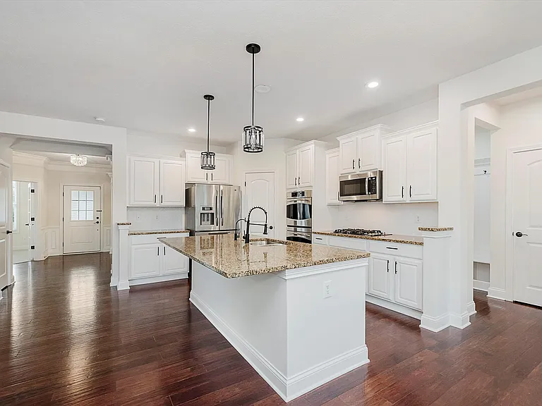 10264 Normandy Way — Photo 12