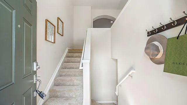 44613 Ellery Ln — Photo 14