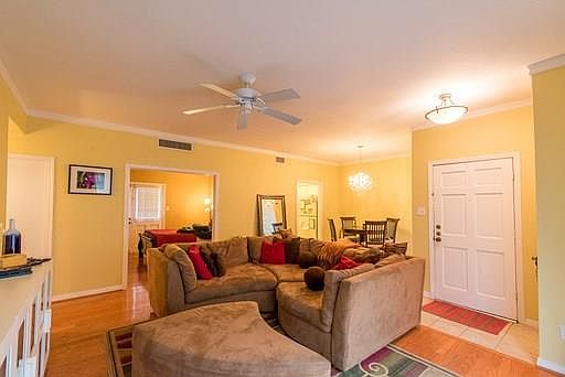 2nd image of 4409 Bellaire Dr S APT 212S