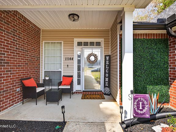 5th image of 11144 Riverbend Dr