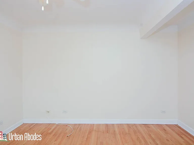 2922-922 N Sacramento Ave #1 — Photo 11