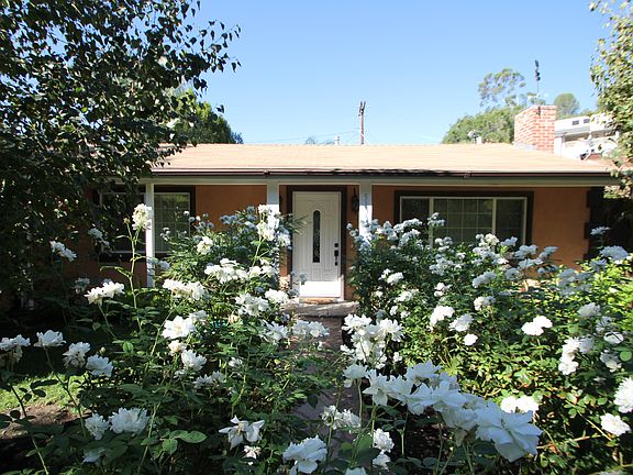 3rd image of 5109 Canoga Ave