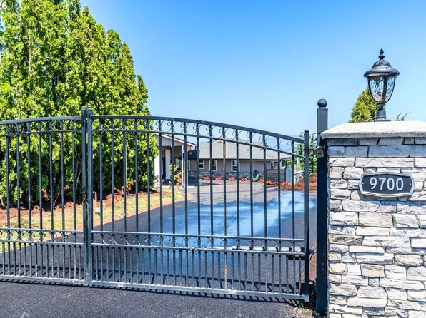 9700 SE Castle Ct, Damascus, OR 97089