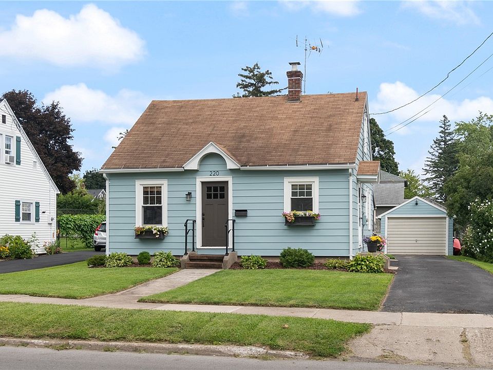 1st image of 220 Peirson Ave