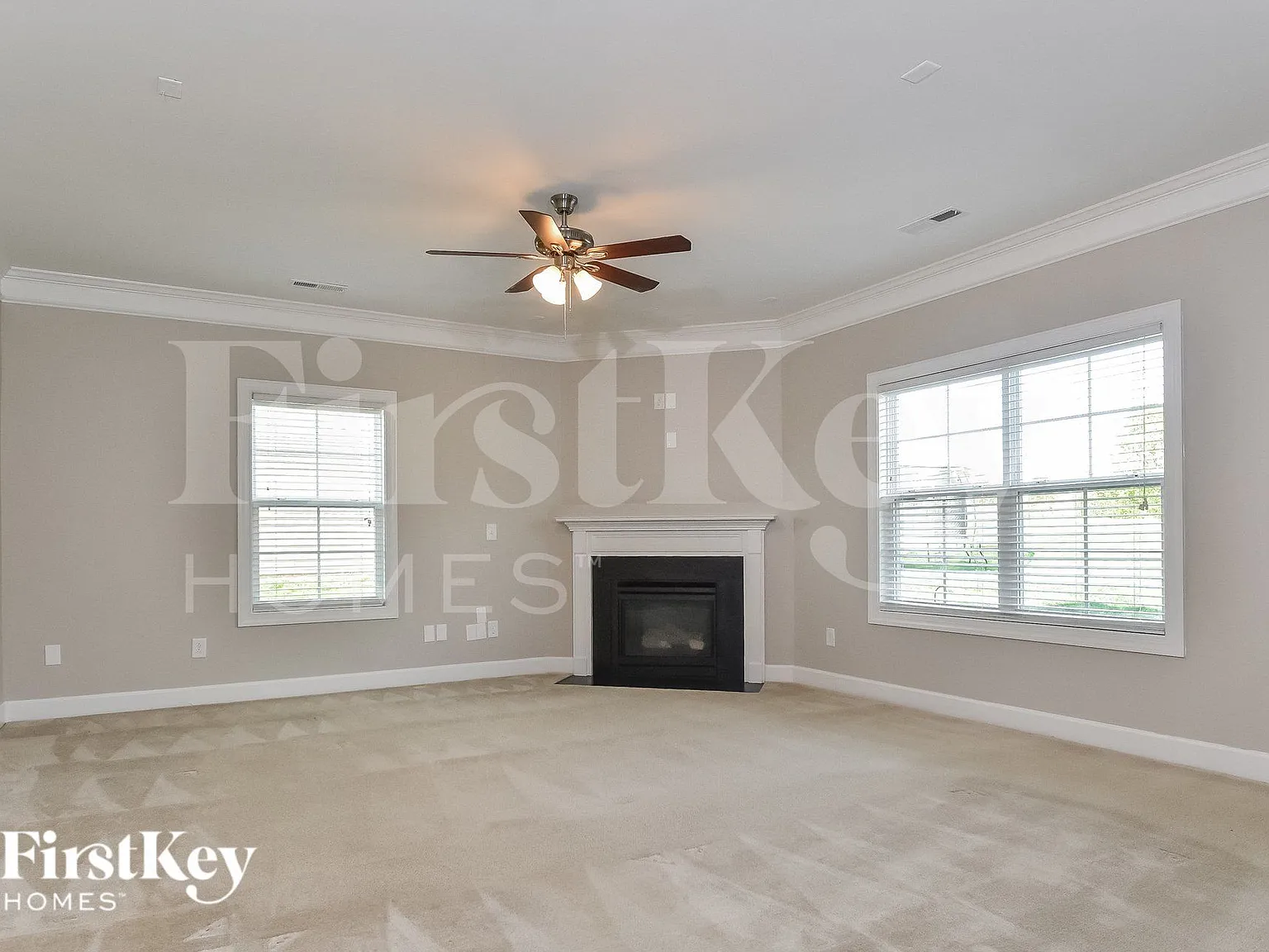 4 bed, 2.5 bath, 2799 sqft, $2,645 — Photo 4