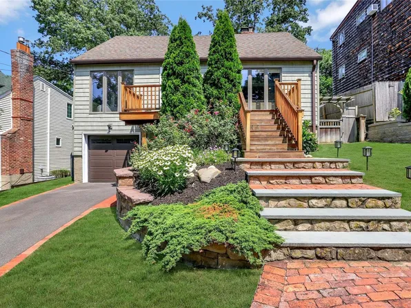 11 Conifer Court, Northport, NY 11768