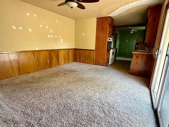 5th image of 113 Wood Cir