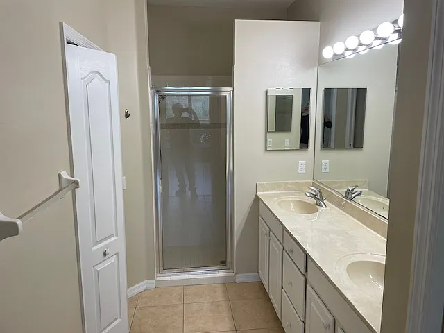 7039 Woodmore Ter — Photo 14