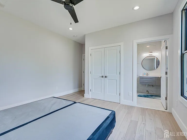 145 Center St — Photo 26