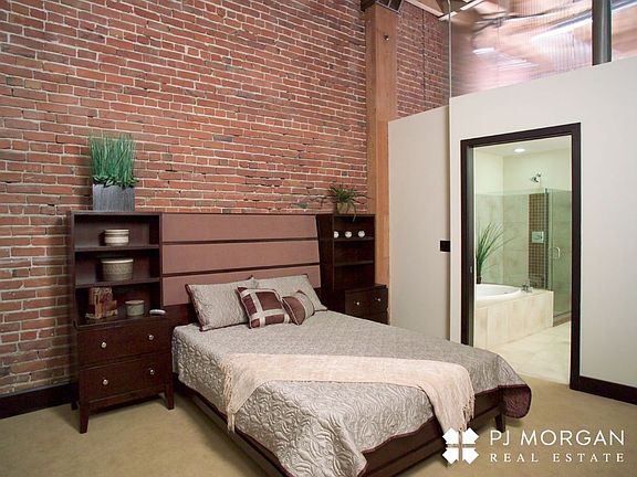 5th image of 515 S 12th St APT 330