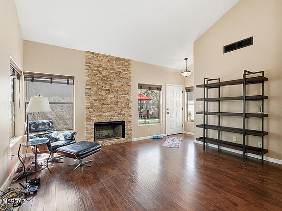 5th image of 3180 N Brittlebush Ln