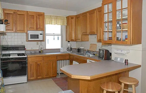 374 Morris St #2 Photo 1