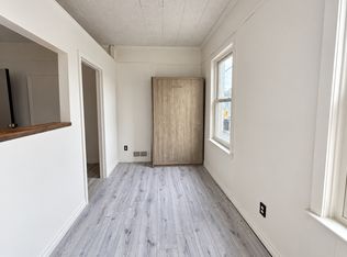 103 John St S #12, Hamilton, ON L8N 2C2