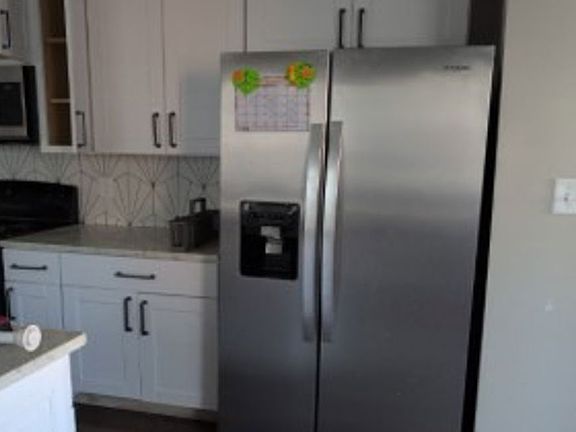 5th image of 2917 Linden Ave
