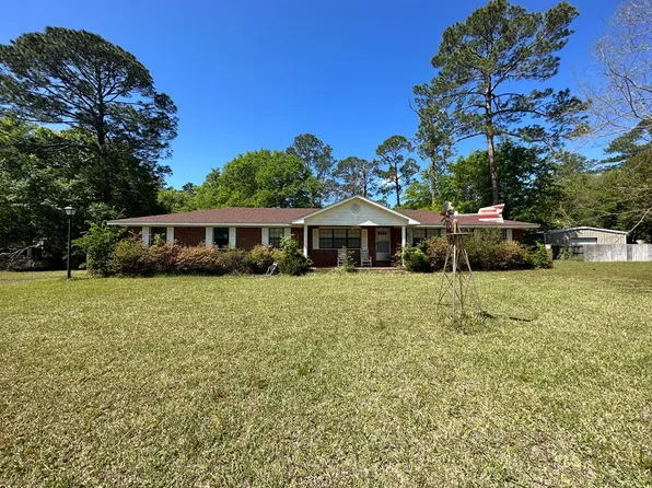 37 Shady Brook Cir, Valdosta, GA 31602