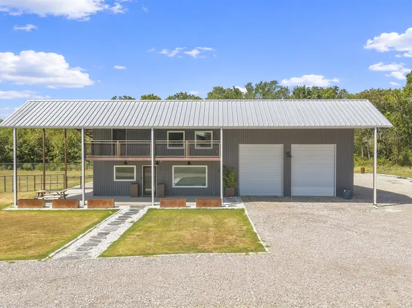 9273 Highway 70 #A, Kingston, OK 73439