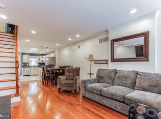 124 Emily St, Philadelphia, PA 19148