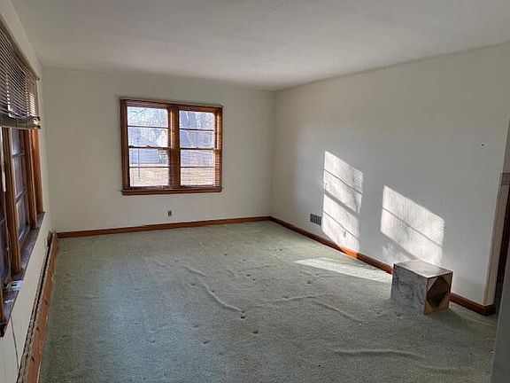 5th image of 4175 North 22nd STREET