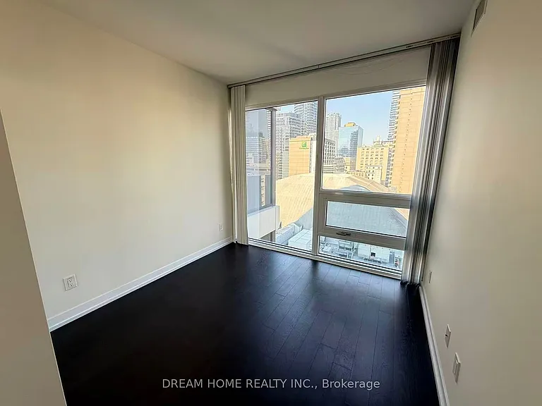 85 Wood St #1905 — Photo 5