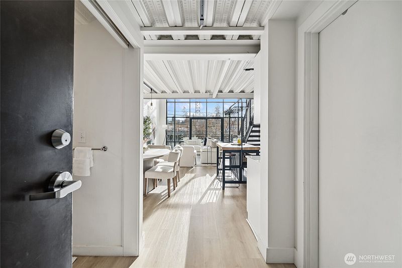 2nd image of 2914 E Madison Street #209